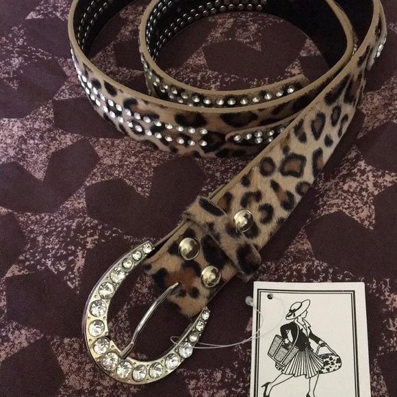 Faux leopards rhinestone belt 42 inches new w tag - Picture 1 of 9
